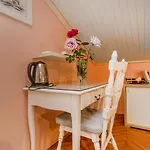 Moonshine Apartment With Magnificent View Guest house Sibenik