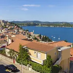 Moonshine With Magnificent View 4* Šibenik