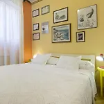 Moonshine Apartment With Magnificent View Guest house
