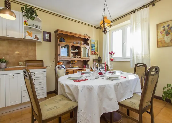 Moonshine Apartment With Magnificent View Гостевой дом Шибеник